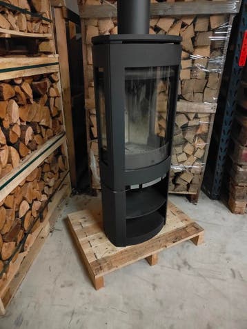 Jøtul f 370 series jotul f371 f371 5,5 kw houtkachel houtvak, Ophalen, Gebruikt, Houtkachel, Vrijstaand