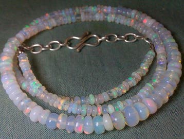 39,4 ct - Top Colors - Prachtig natuurlijk Opaal kralen -
