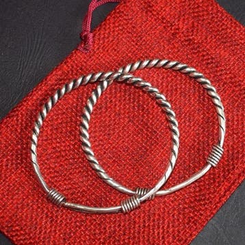 Set van 2 gedraaide armbanden Miao - Hmong, 50 g etnisch