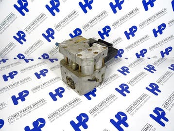 ABS pomp A 002 431 4412 o.a: 200 - 300 serie w124, Ophalen of Verzenden, Gebruikt, Mercedes-Benz
