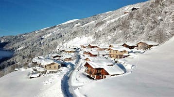 Chalet 3 tot 5 slaap/badkamers, 3 skigebieden top locatie