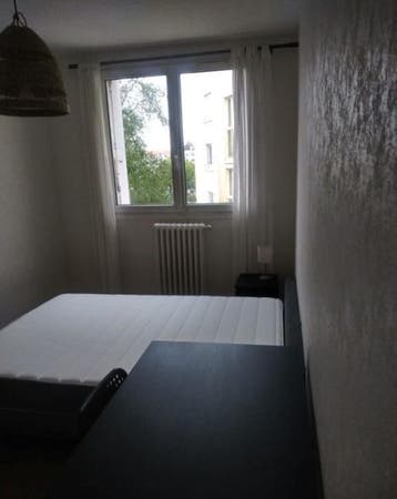 Te Huur Studio Dirk Hoogenraadstraat In Den Haag, 20 tot 35 m², Den Haag