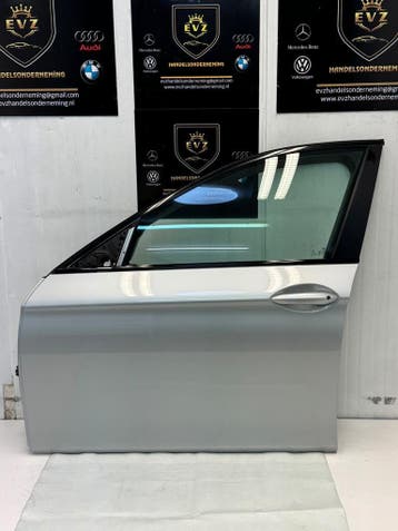 Portier 4-deurs links voor BMW 5-serie bj.2015 grijs A83, Auto-onderdelen, Gebruikt, Voor, BMW, Deur