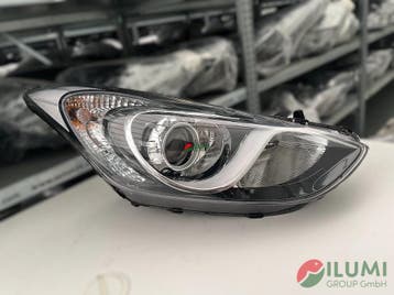 HYUNDAI i30 II GD KOPLAMP RECHTS HALOGEN 92102-A6060 FA, Verzenden, Gebruikt, Hyundai