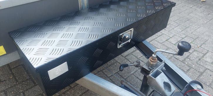 Aluminium box 950x320x190 zwart poeder gecoat, Auto diversen, Aanhangwagen-onderdelen, Nieuw, Ophalen of Verzenden