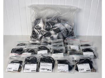Veiling - 50x Partij stuks helm onderdelen – vizier repara, Fietsen en Brommers, Brommerhelmen, Nieuw