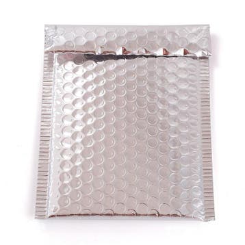1 x Metallic luchtkussen envelop kleur: Zilver afm. 22,5..., Diversen, Ophalen of Verzenden, Nieuw