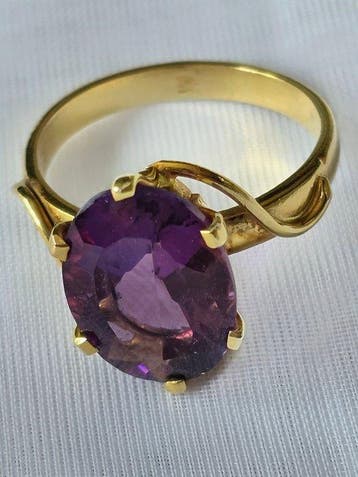 Ring - 18 karaat Geel goud Amethist, Nieuw