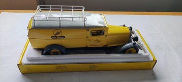trix 1:16 - Model vrachtwagen - Trix Express bestelwagen