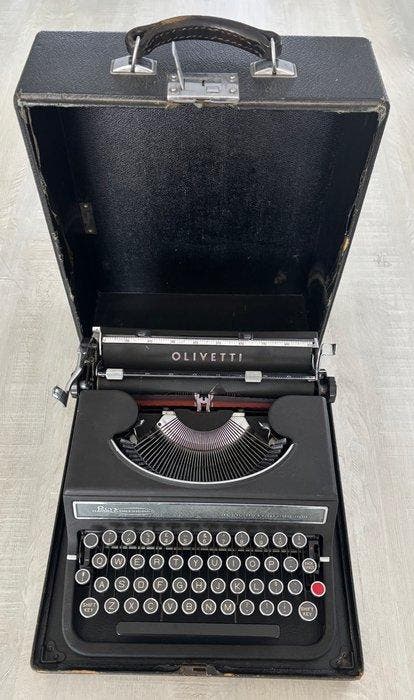 Olivetti, Studio 44 - Typemachine - 1950-1960, Antiek en Kunst, Kunst | Designobjecten