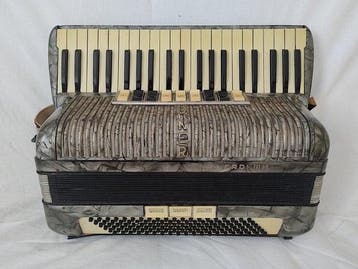 Hohner - Verdi III M - - Klvieraccordeon - Duitsland, Nieuw