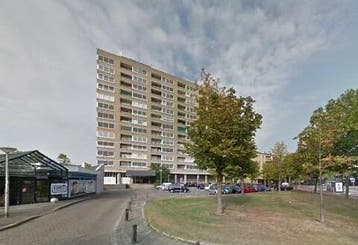 Te Huur 4 Kamer Appartement Sweelinckplein In Alphen aan den, Huizen en Kamers, Direct bij eigenaar, Alphen aan den Rijn, Appartement