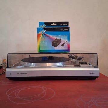 Philips - F7114 Belt-Drive Semi-Automatic Platenspeler, Nieuw