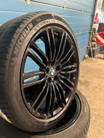 Originele BMW 5 Serie G30 G31 - 19 inch breedset, 245 mm, Banden en Velgen, Nieuw, Personenwagen