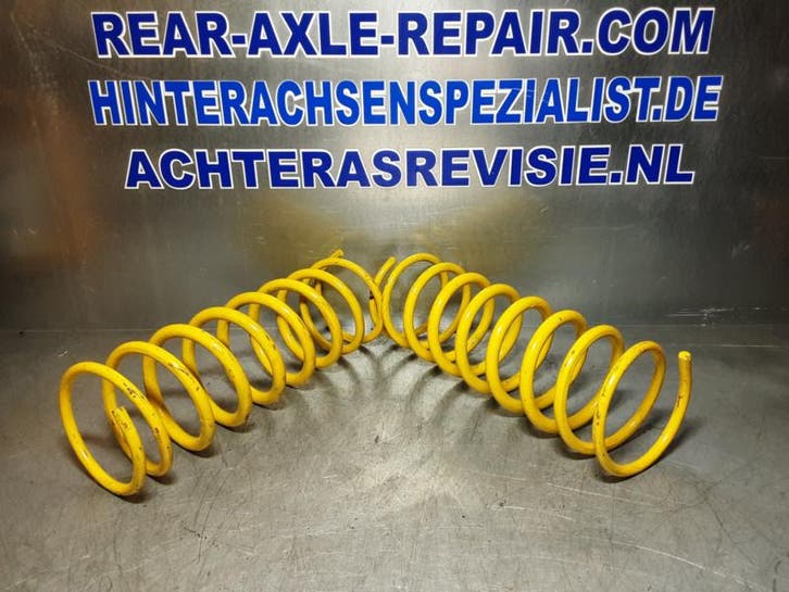 Achterveren lengte 35,5 cm, breed 11,5 cm, dikte 13 mm., Auto-onderdelen, Remmen en Aandrijving, Gebruikt, Universele onderdelen