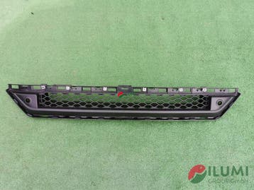 Midden rooster voorbumper Maserati Grecale 670170802, Verzenden, Gebruikt, Maserati