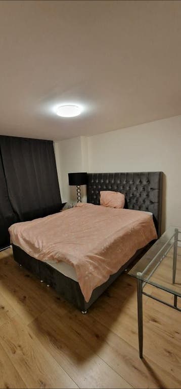 Kamer te huur in Vlaardingen - 16 m² - 1 kamer(s), Overige regio's