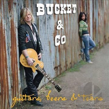 cd - Bucket &amp; Co - Guitars, Beers &amp; Tears, Verzenden, Zo goed als nieuw
