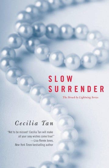 Slow Surrender - Cecilia Tan 9781455529278, Boeken, Verzenden, Zo goed als nieuw, Cecilia Tan