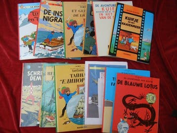 Tintin - Ensemble de 11 Albums en langues étrangères +, Nieuw
