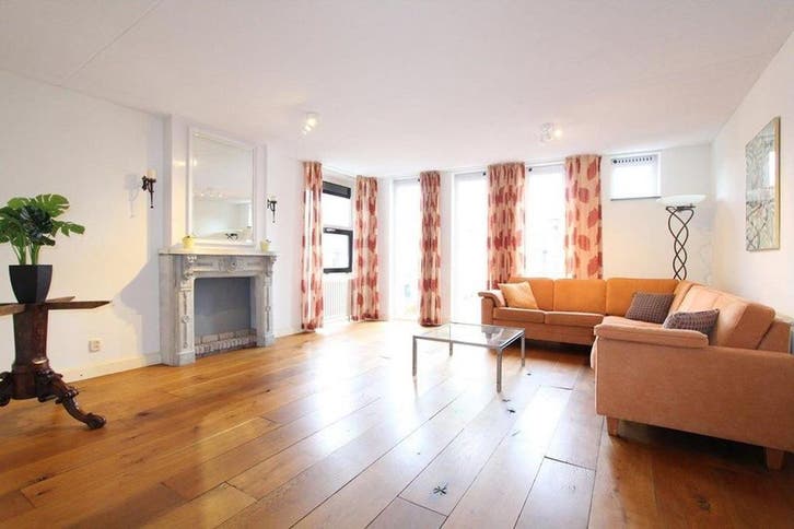 Huis te huur aan Dorpsstraat in Amstelveen, Huizen en Kamers, Huizen te huur, Noord-Holland, (Studenten)kamer