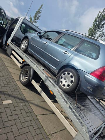 Auto opkopen verkopen direct vrijwaring contant geld inkoop