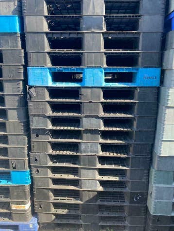 Plastic kunstof pallets ideaal voortent voortent camping, Doe-het-zelf en Verbouw, Hout en Planken, Ophalen, Zo goed als nieuw