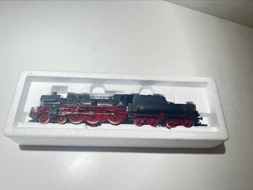 Fleischmann H0 - 4162 - Stoomlocomotief met tender (1) - BR, Nieuw