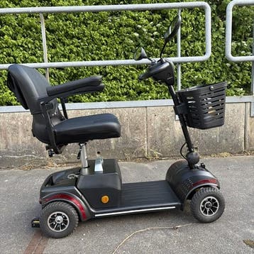Scootmobiel Elite opvouwbaar (SHOWROOMMODEL) (Scootmobielen), Ophalen of Verzenden, Gebruikt, Overige merken, 10 km/u of minder