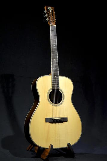 MAESTRO Akoestische Gitaar OM-IR Volledig Massief Naturel, Muziek en Instrumenten, Ophalen of Verzenden, Nieuw, Western- of Steelstringgitaar