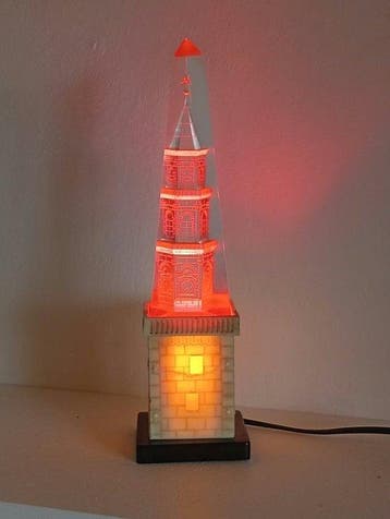 Tafellamp (2) - Plastic - Sovjet-Kremlin lamp uit de jaren