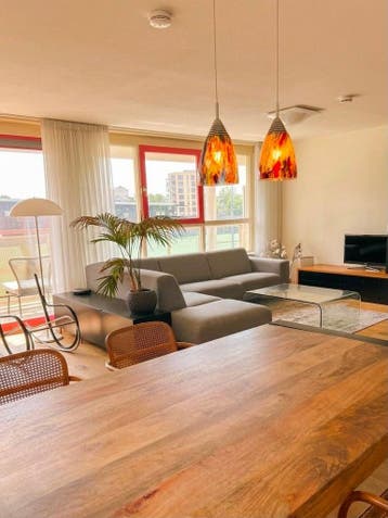 Appartement te huur aan Donker Curtiusstraat in Den Haag, Huizen en Kamers, Huizen te huur, Zuid-Holland