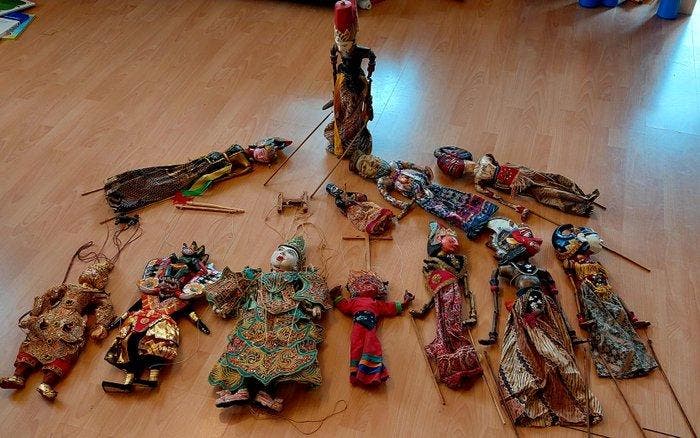 Marionet (12) - Hout, Klei, Stoff - 1950-1960, Antiek en Kunst, Kunst | Niet-Westerse kunst