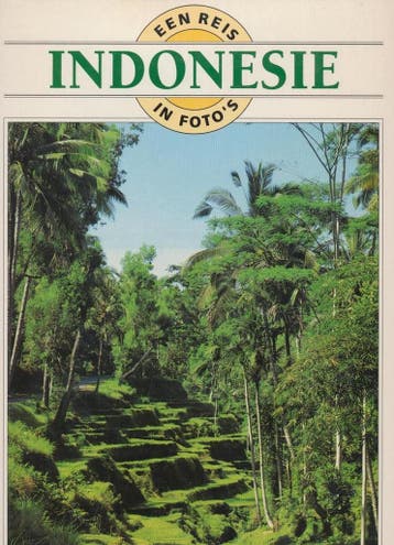 Indonesië, een reis in fotos - Bill Harris 9789039600177, Boeken, Verzenden, Gelezen, Bill Harris