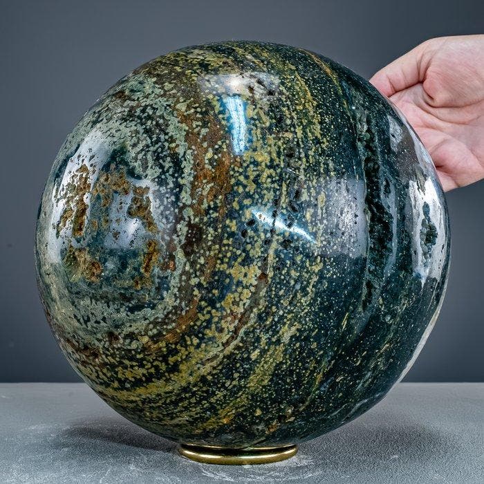 Natuurlijke mosagaatkogel met druse – Natuurlijke magie in, Antiek en Kunst, Curiosa en Brocante