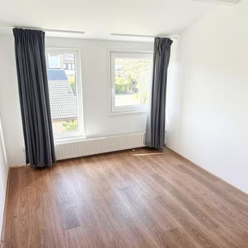 Kamer gevonden in of bij Zwijndrecht, Minder dan 20 m²