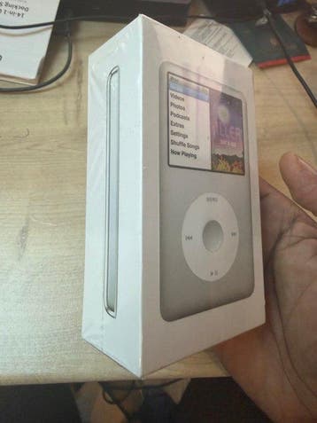 Apple - iPod classic 160GB Silver Scéllé + Dock Universel, Nieuw