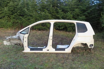 achterste linker spatborddeel Volkswagen Touran II III 5T 15, Auto-onderdelen, Verzenden, Gebruikt
