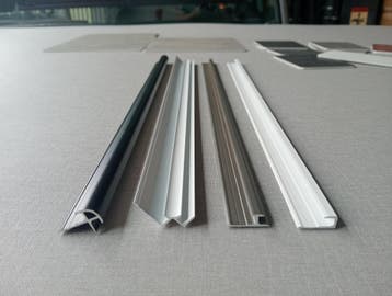 ALUMINIUM PROFIELEN VOOR WANDEN PANELEN SPIEGELS GLAS, Ophalen of Verzenden, Nieuw