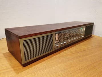 Bang & Olufsen Henning Moldenhawer, architect - BeoMaster, Nieuw