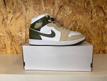 Nike - Air Jordan 1 Mid - Sneakers - Maat: EU 40 - Nieuw met, Nieuw