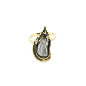 Gouden ring met barok parel, Gebruikt, Ophalen of Verzenden, Kleiner dan 17, Dame