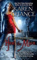 Hunt The Moon - EN - Karen Chance - Paperback, Gelezen, Karen Chance, Ophalen of Verzenden, Fictie