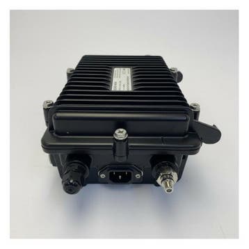 Bieden: SEAS 4040 Marine Line Amplifier - 40, Watersport en Boten, Ophalen of Verzenden, Nieuw, Zeilboot of Motorboot