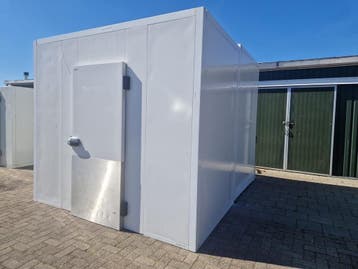Koelcel / Vriescel combinatie 286 x 329 x 260 cm, Nieuw in verpakking, Koelen en Vriezen