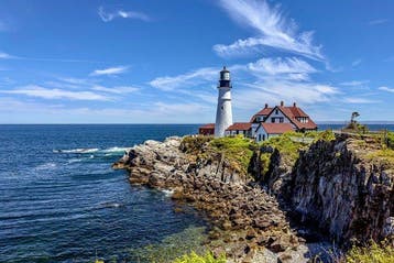 Viktoria Farkas - Coastal Serenity at Cape Elizabeth - Fine