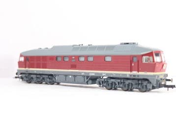 Roco H0 - 63430 - Diesellocomotief (1) - BR 142 - DR (DDR), Nieuw