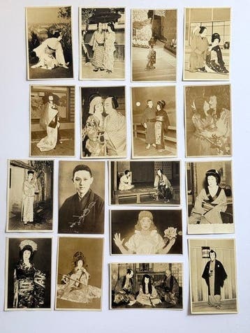 Set van 17 oude fotografische ansichtkaarten, Gelopen