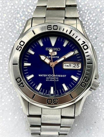 Seiko - Seiko 5 Sports - Japan Made - Blue Dial 7S36 - Day