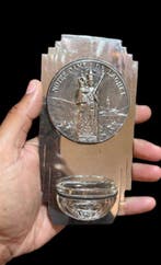 Plechtige waterfont Notre Dame de Laghet – verzilverd metaal